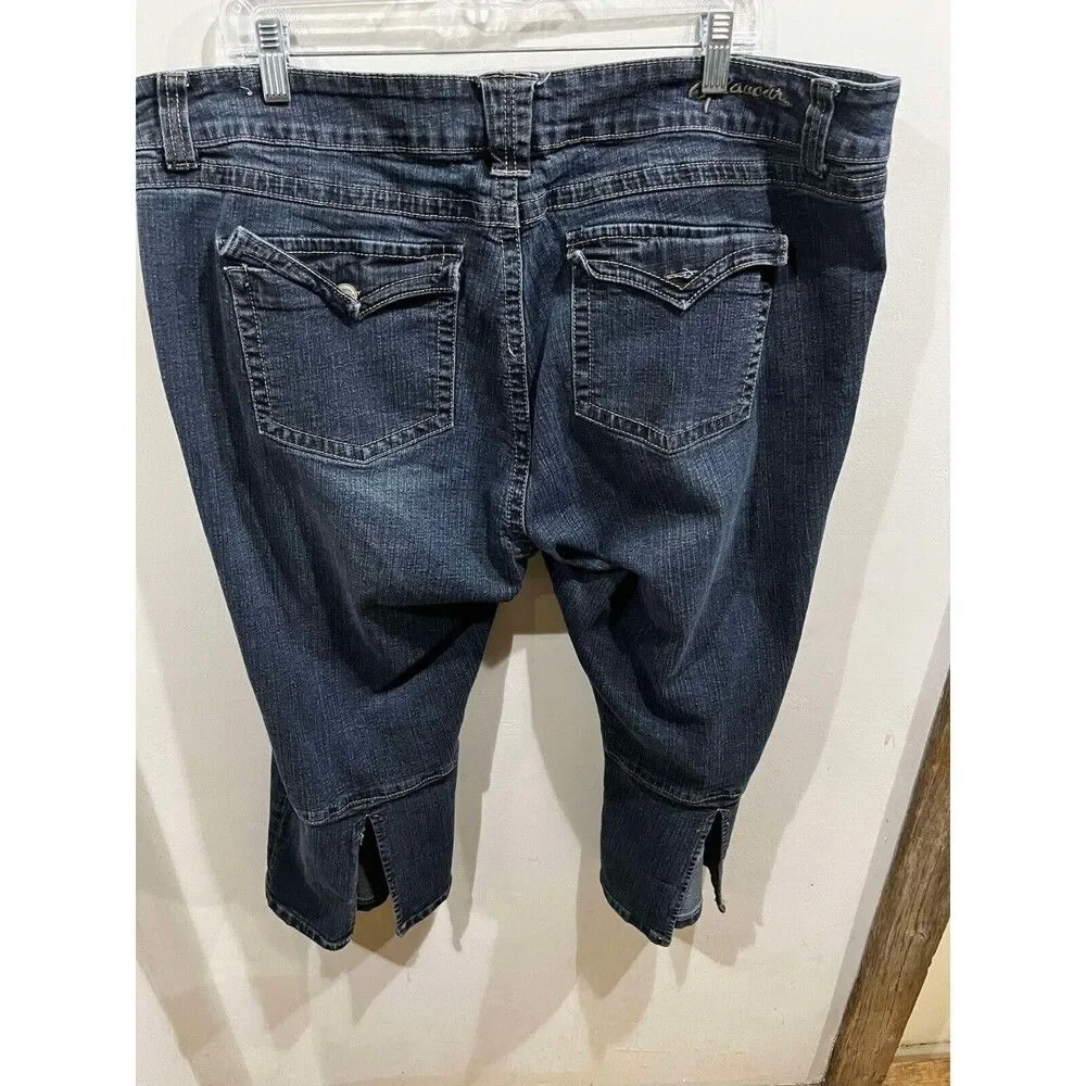 Flavour by Bubblegum Womens Size 16 High Rise Capri Denim